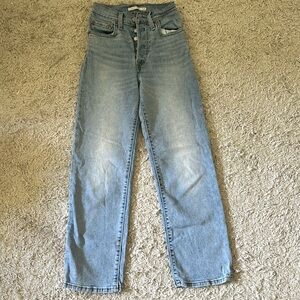 Levi’s size 24 straight leg jeans